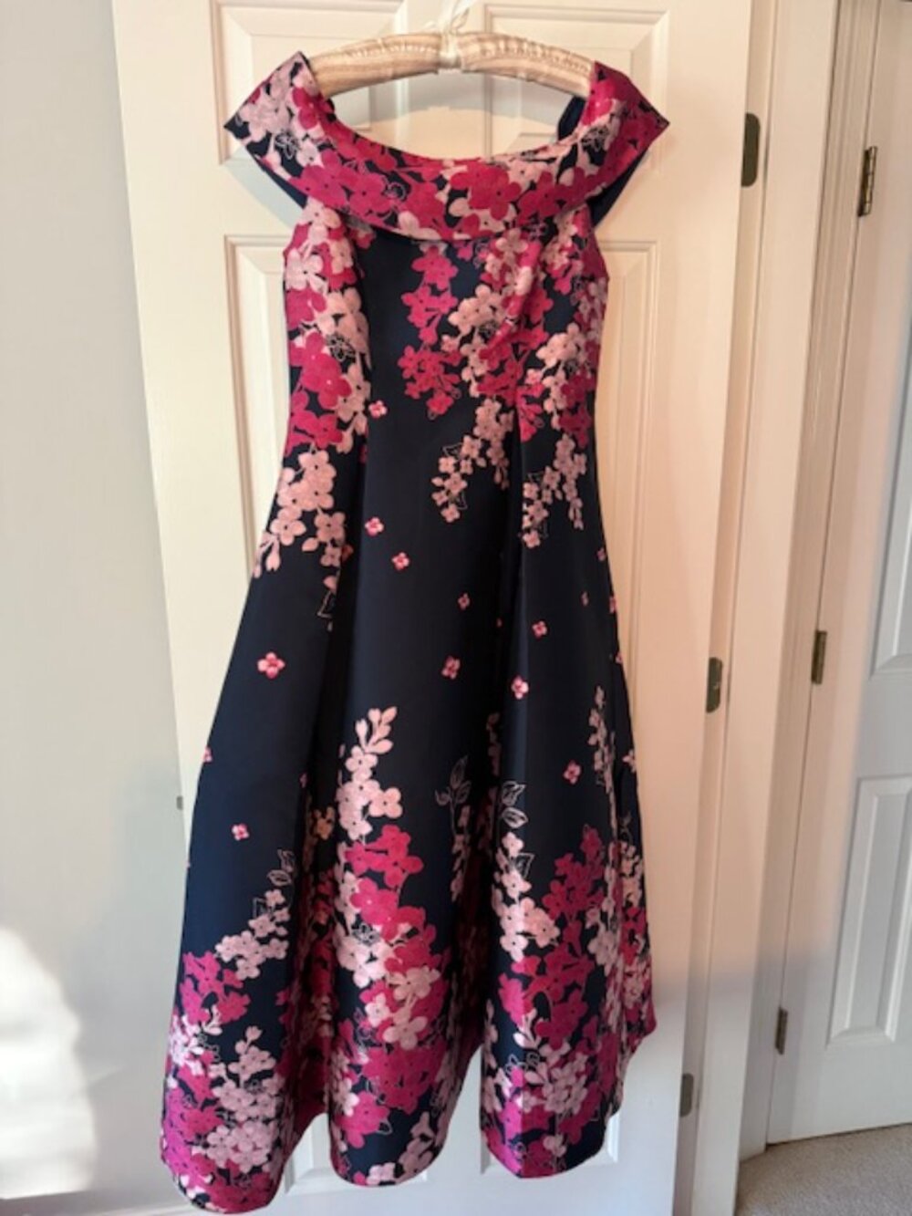 Adrianna Papell Floral Off-the-shoulder Dress, Size 10 - Picture 8 of 15